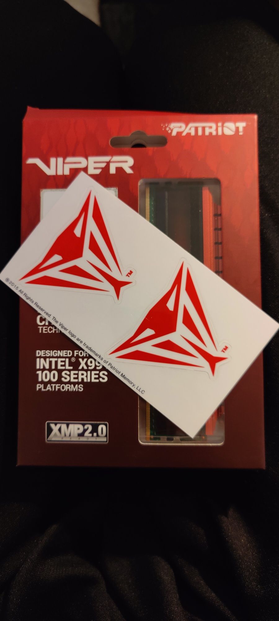 Kości RAM Patriot Viper 16 GB DDR4 Dual Chanel CL15 2400 MHz