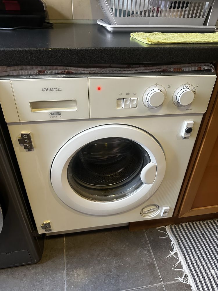 Maquina lavar zanussi