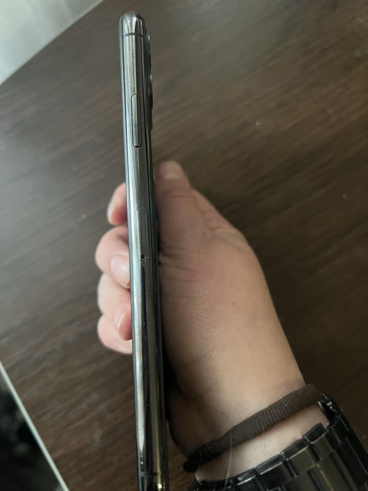Продаж iPhone 11 PRO MAX