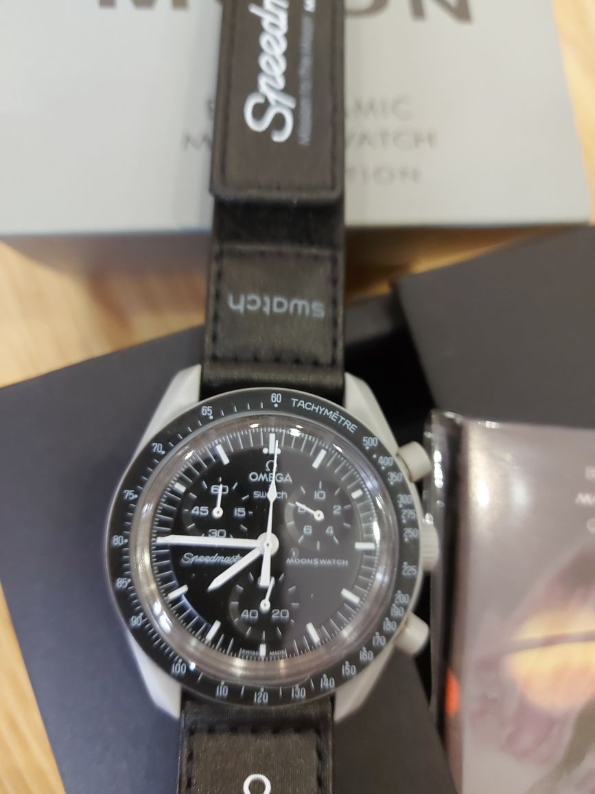 Swatch omega Moon