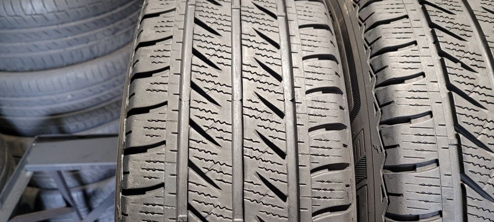 215/65r16C 109/107T Goodyear Vector 4Seasons Cargo z 2024r ładne.