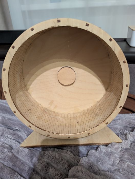 Колесо деревянное для хомяка на подшипниках