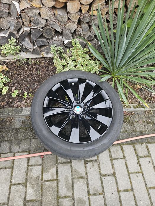 Alufelgi czarne REZERWACJA  DO 22 17 bmw czujniki  225 50 r 17  5x120