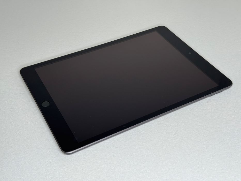 iPad 9. gen. (A2602) - 64GB - faktura VAT 23%