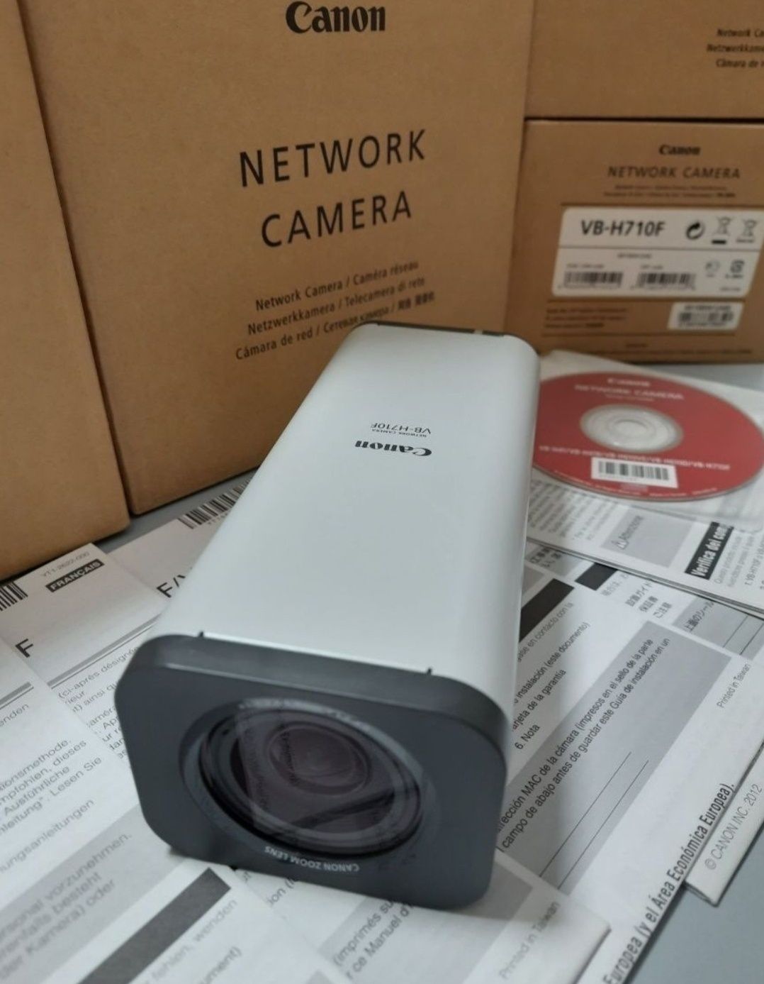 Canon VB-Н710F та Canon VB-M700F  IP-камера відеоспостереження