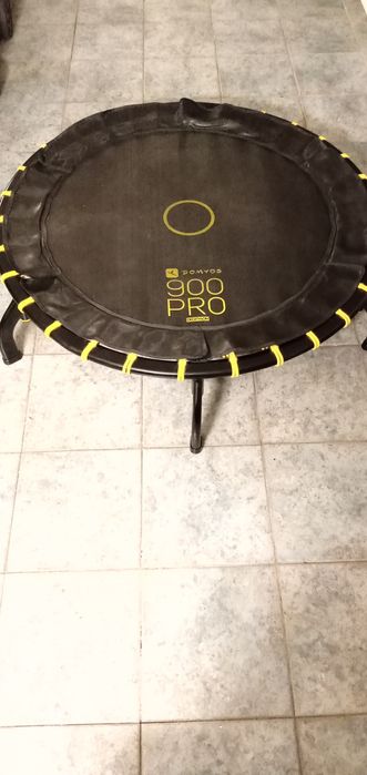 Trampolim em bom estado