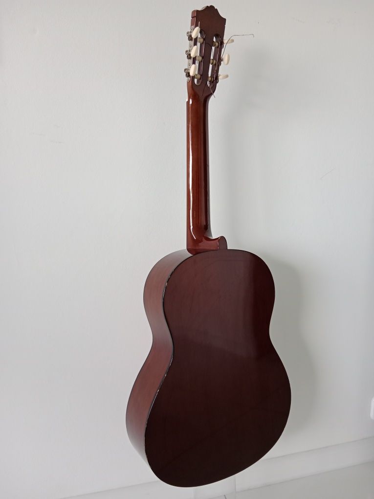Gitara klasyczna YAMAHA C 40
