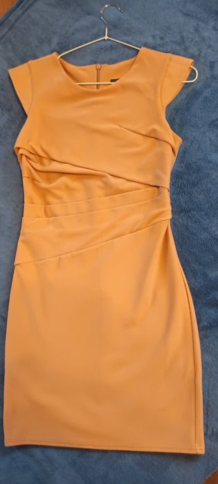 Musztardowa toffi dzianinowa sukienka r.152/158 elastyczna jesienna