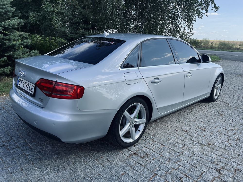 Audi a4 B8 2.0 tfsi Quattro