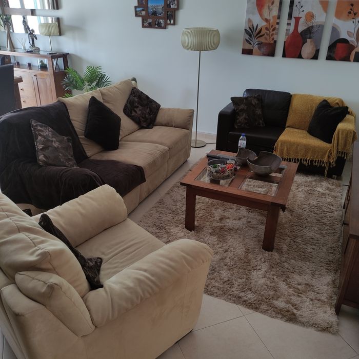 Sofá 2 lugares couro sintético