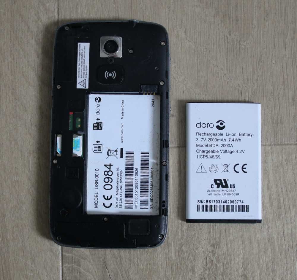 Smartfon Doro Liberto 8030 dla seniora w cenie baterii BDA-2000A