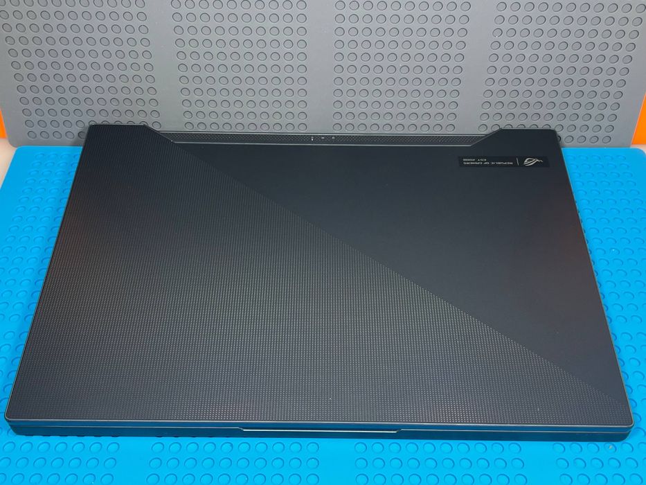 Ноутбук Asus ROG 15.6” 144Hz I7-10750H 16/512SSD RTX2070 8Gb