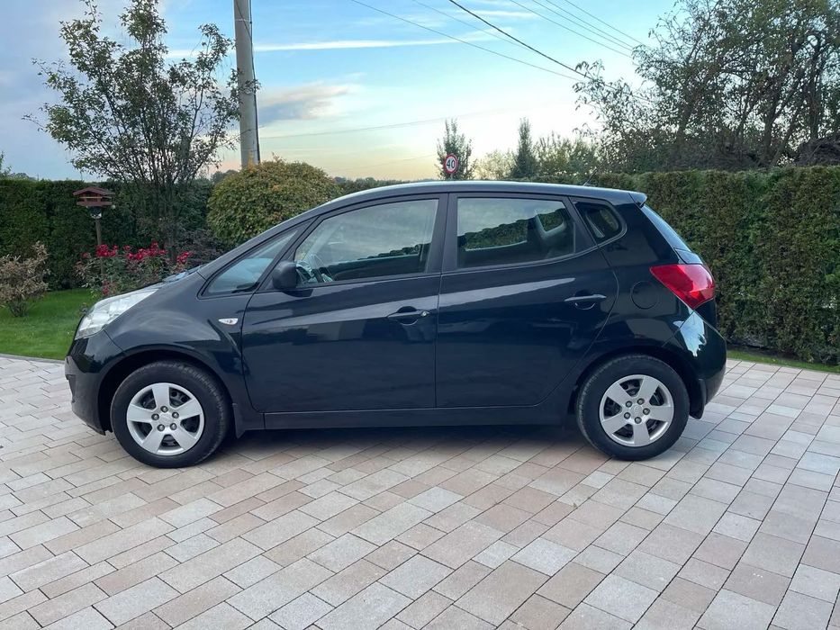Kia Venga stan idealny 134tys km klimatyzacja el szyby isofix