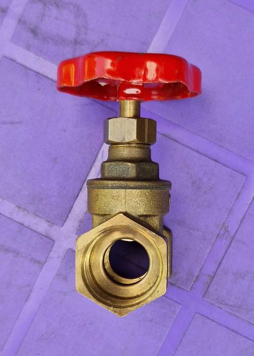 Zawór mosiądz, 3/4 cala gwint wewnętrzny NOWY!