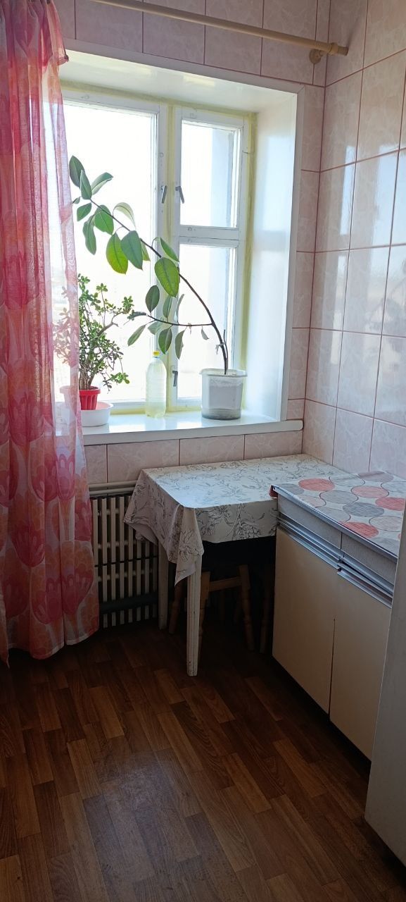 Сдам 1ком из квартиру  28кв.м метро Киевская