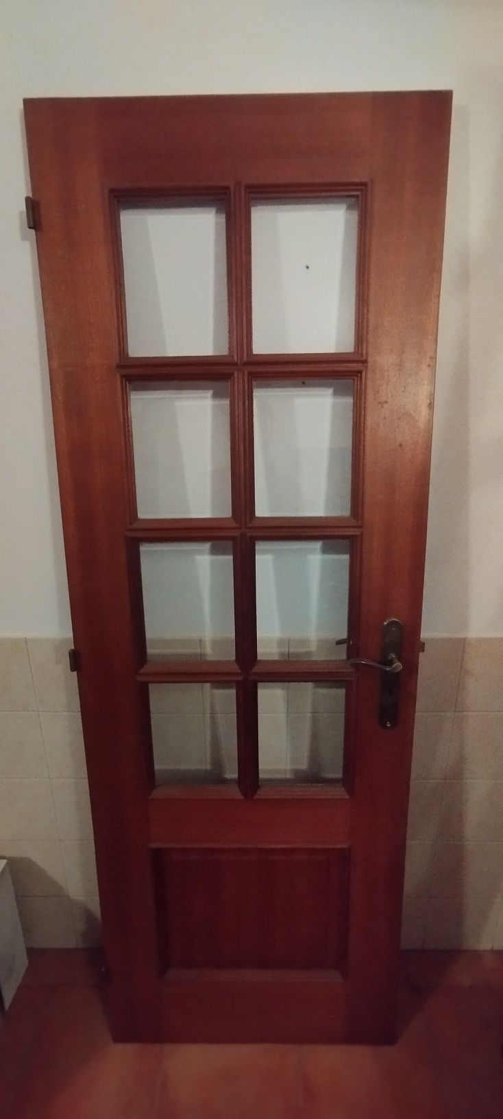 Portas de madeira com vidro
