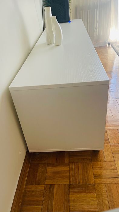Mesa de tv branco