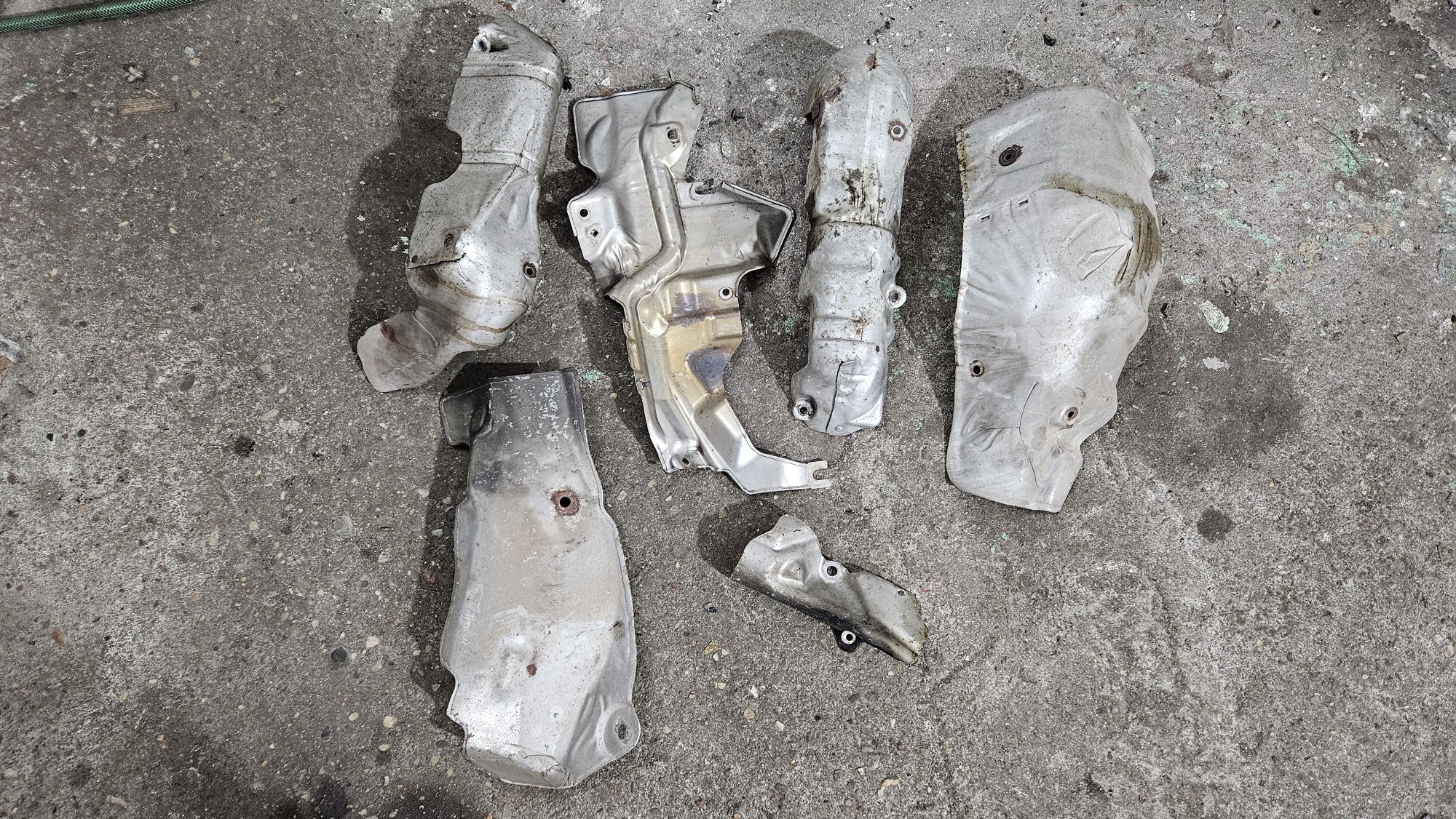Blacha osłona termiczna pokrywa Z28NET 2.8 V6 opel vectra c signum