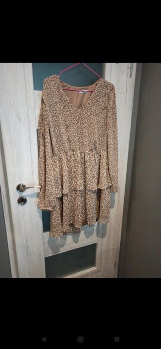 Sukienka w zwierzęcy print