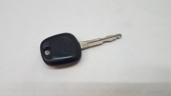 Chave / comando TOYOTA Yaris (_P9_)