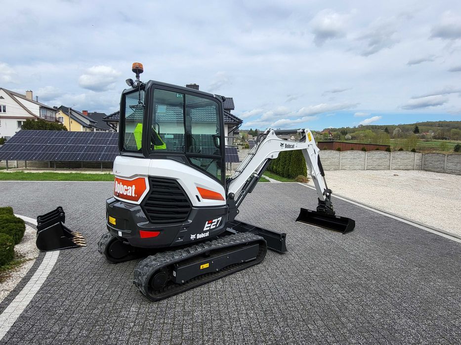 Usługi Minikoparkami Wywrotką Wynajem Koparek Wiertnic