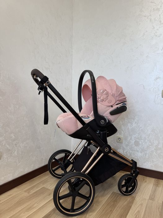 Автокрісло Cybex cloud T simlpy flowers pink