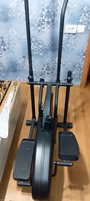 Орбітрек тренажер