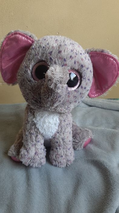 Pluszowy słonik. ty