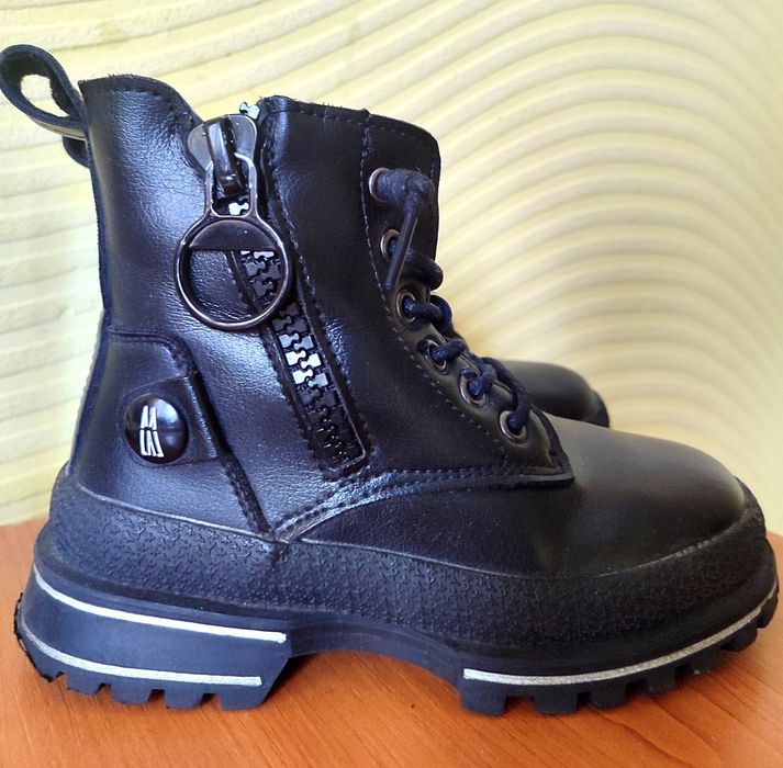 Ботінки дитячі осінні