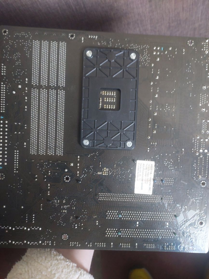 Продам материнскую плату ASUS M5A7BL-M/USB3  сокет АМ3+