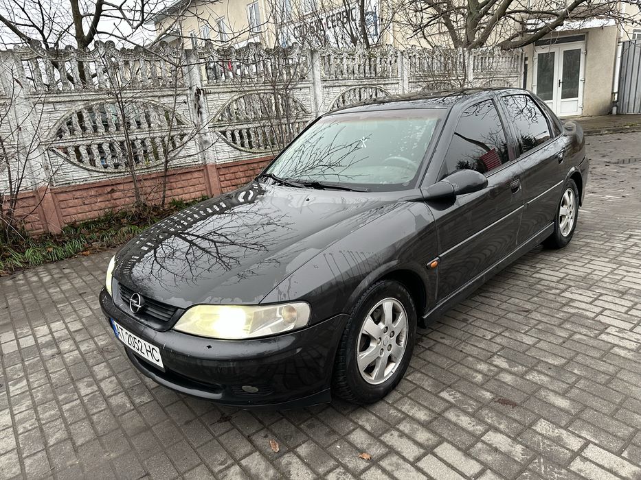 Opel Vectra B  1.6