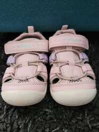Sandałki dla dziewczynki roz. 22 FILA