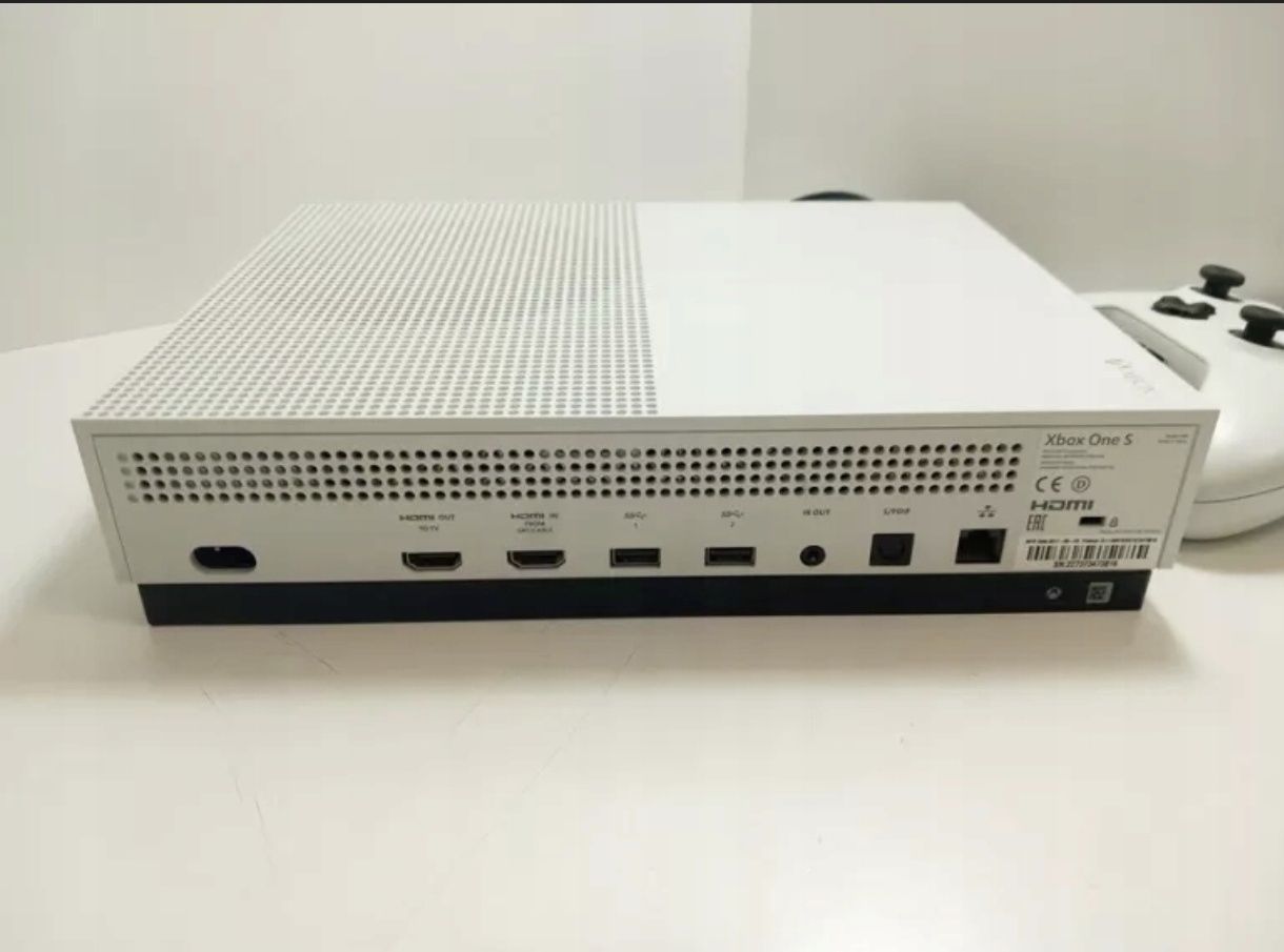 Xbox one S 500 gb