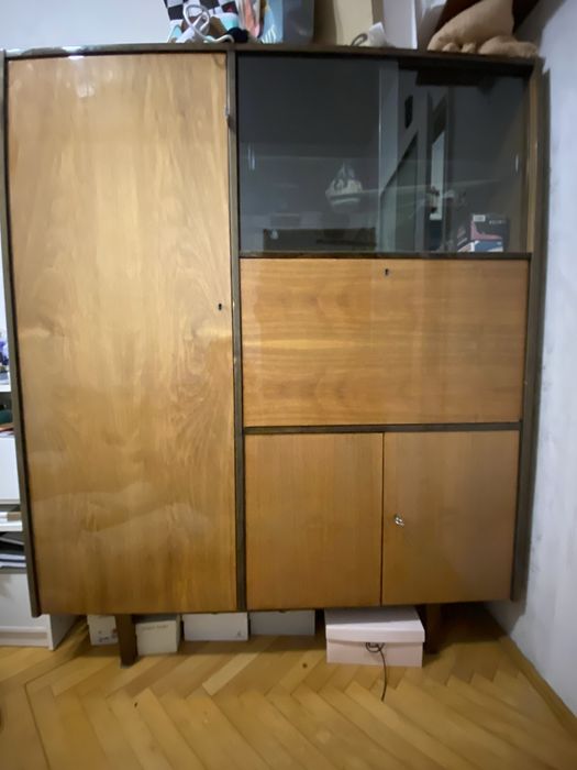 Szafy i komody drewniane