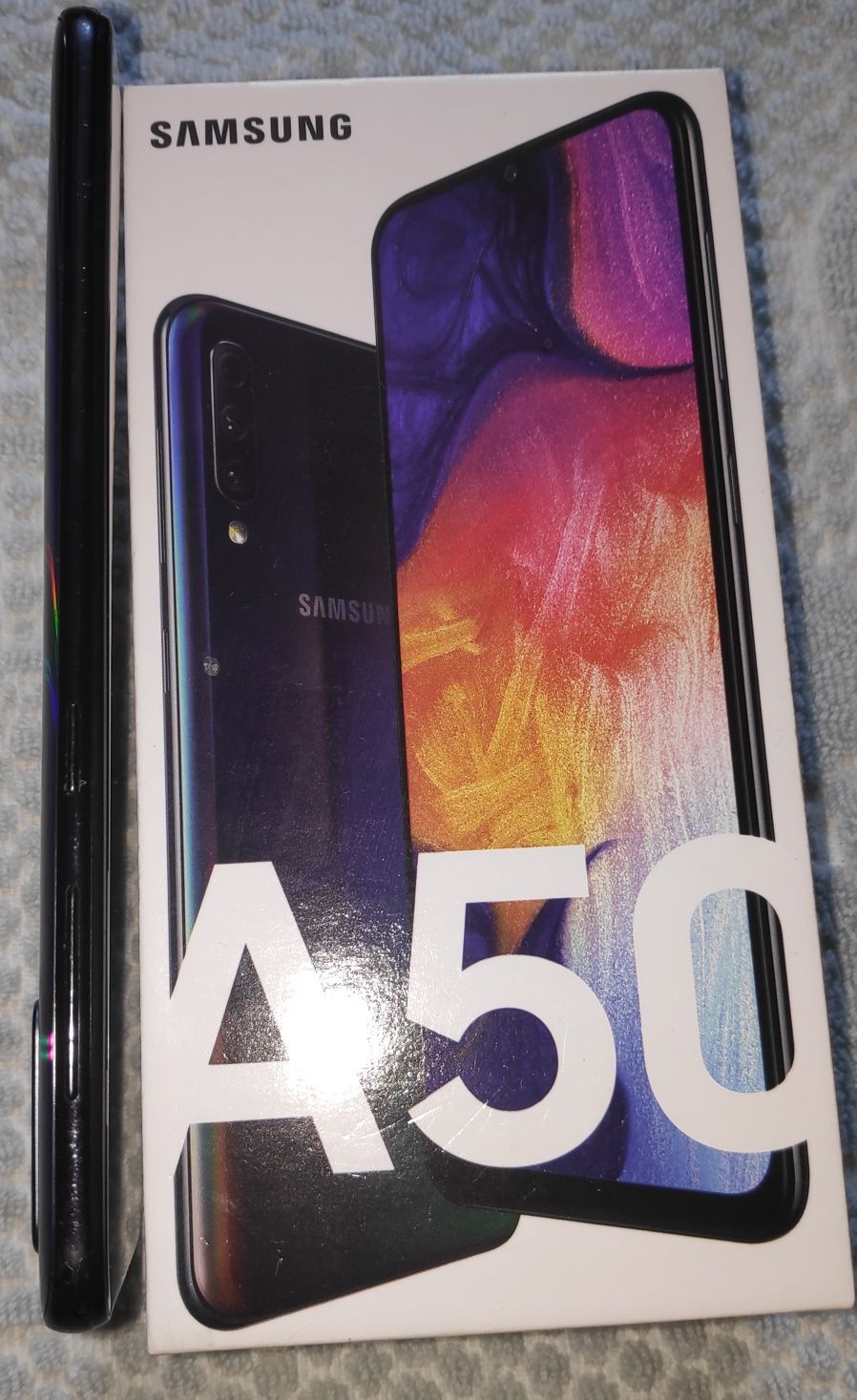 Samsung A50 4/64Gb