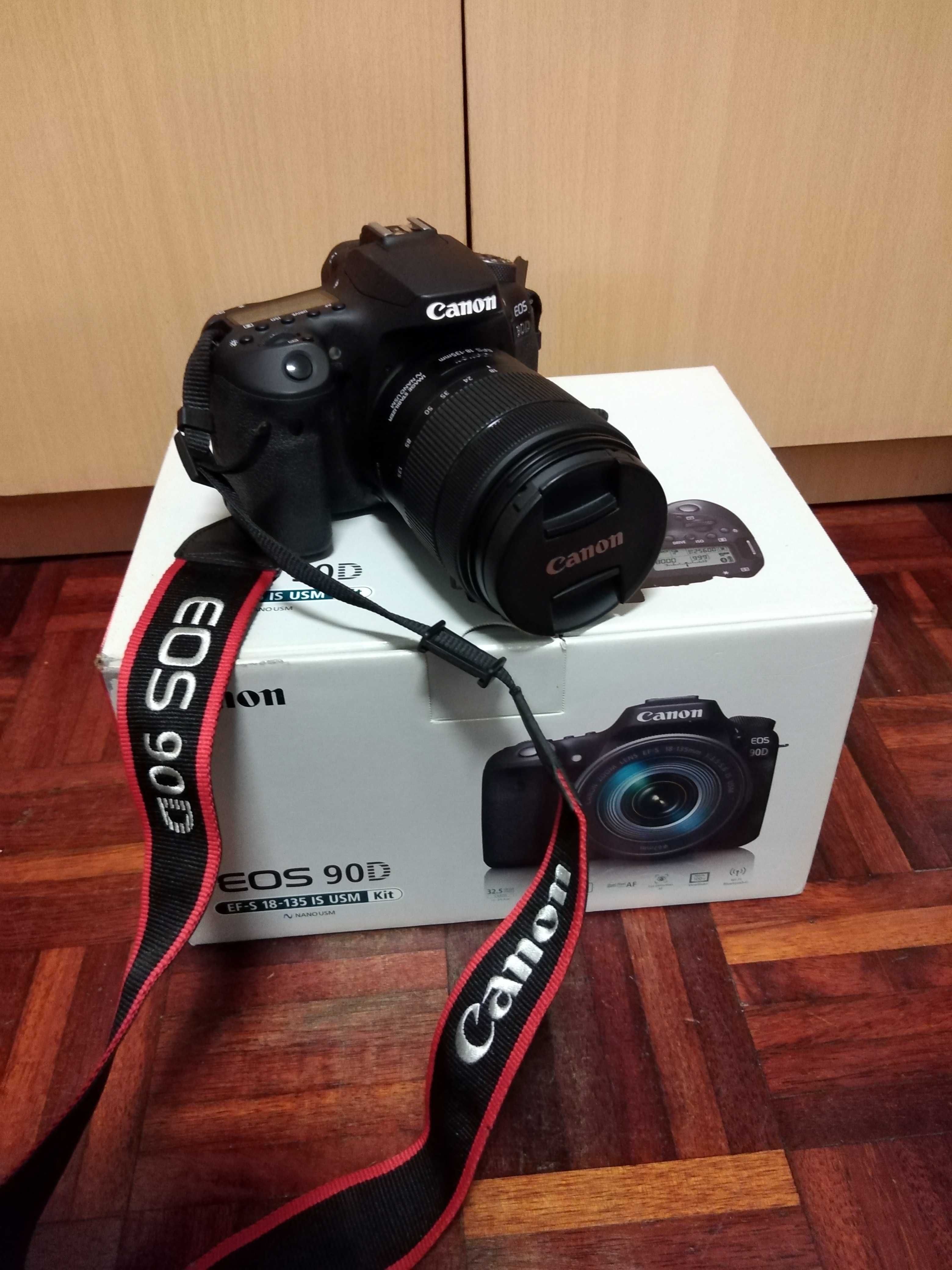 Canon 90 D com acessorios
