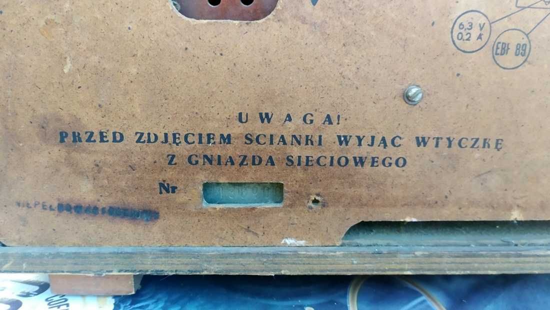 Stare polskie radio Goplana 3211 lampowe, dizajn PRL