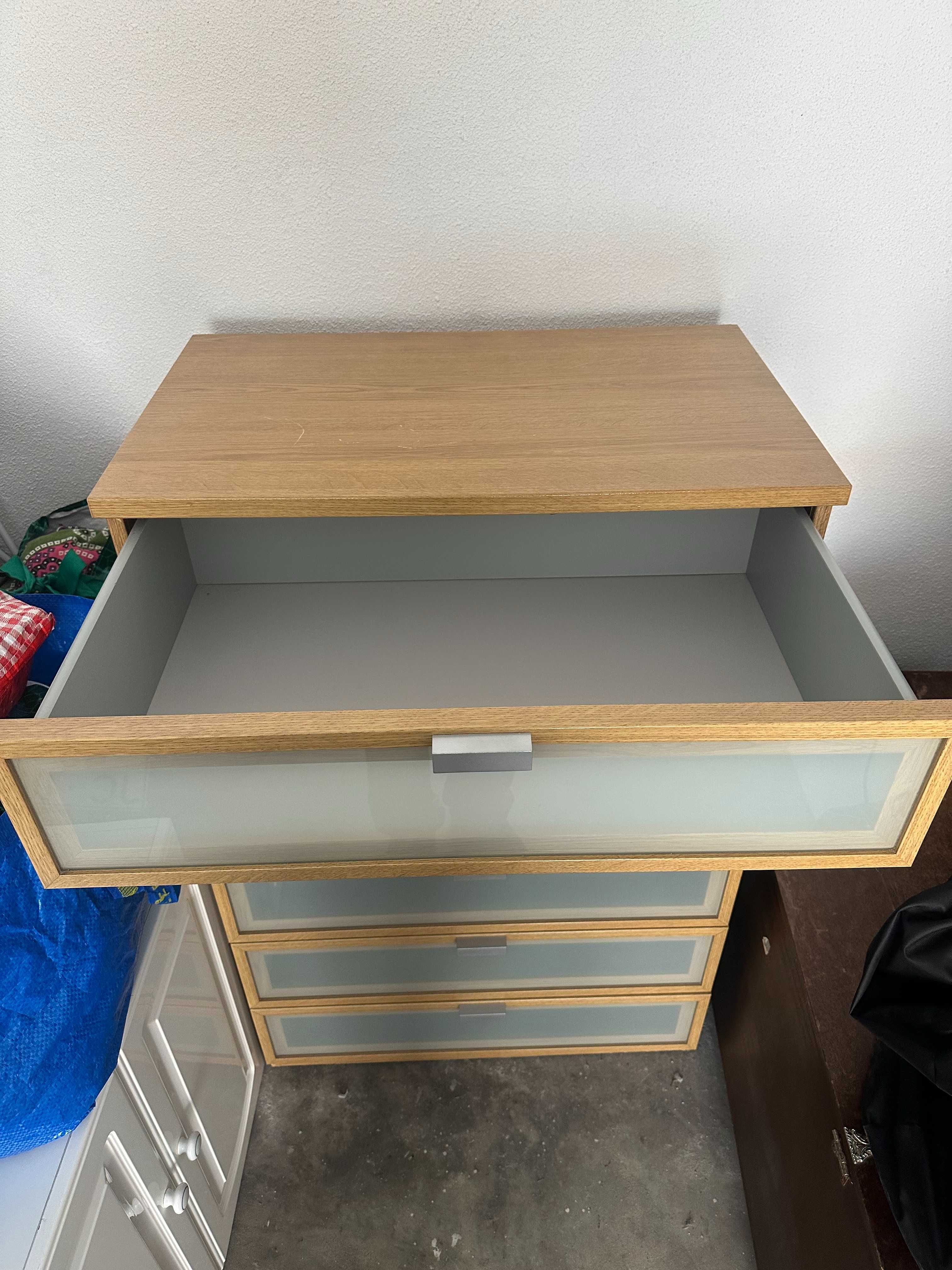 Comoda 6 Gavetas em vidro ikea