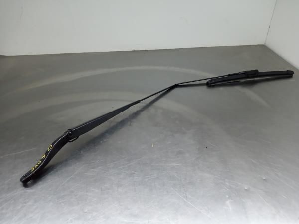 Haste / braço de escova limpa vidros frente direita RENAULT Captur II