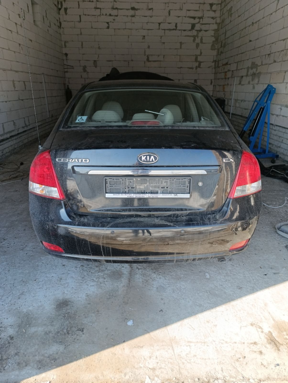 Розборка, шрот, оригінальні вживані запчастини на Kia Cerato 2007г