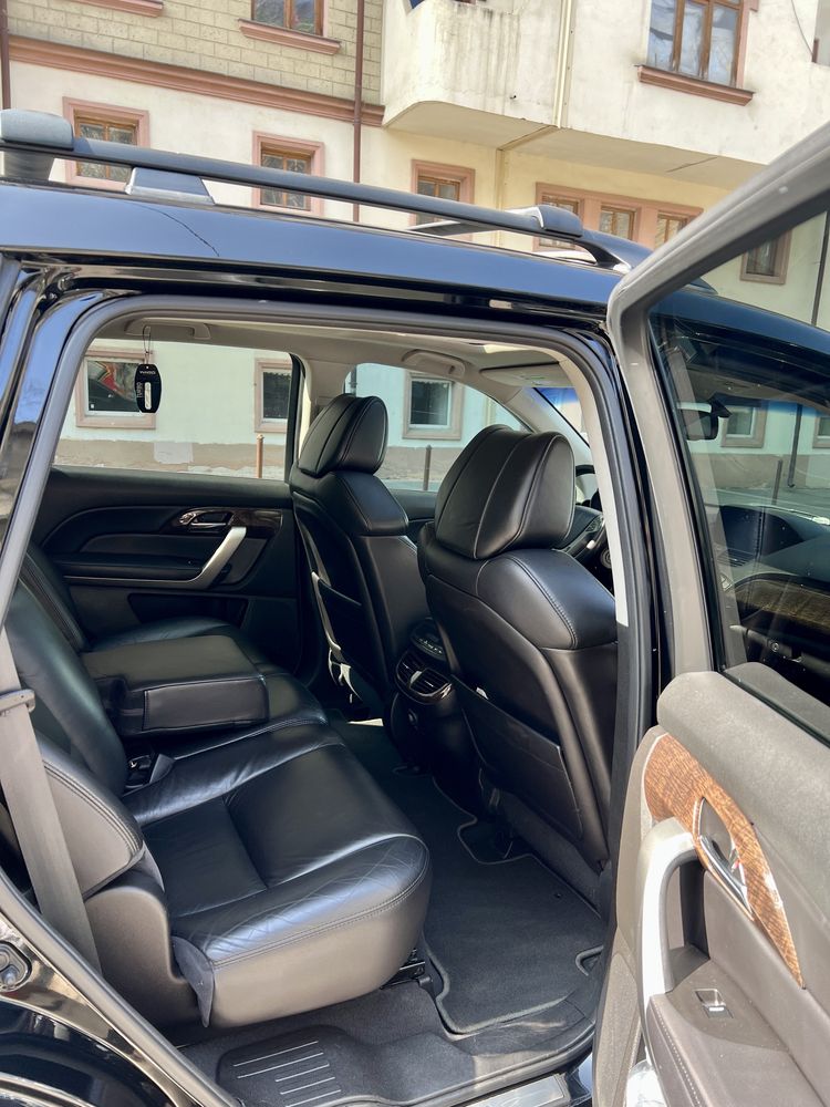 Продам Acura MDX рестайл,своё авто
