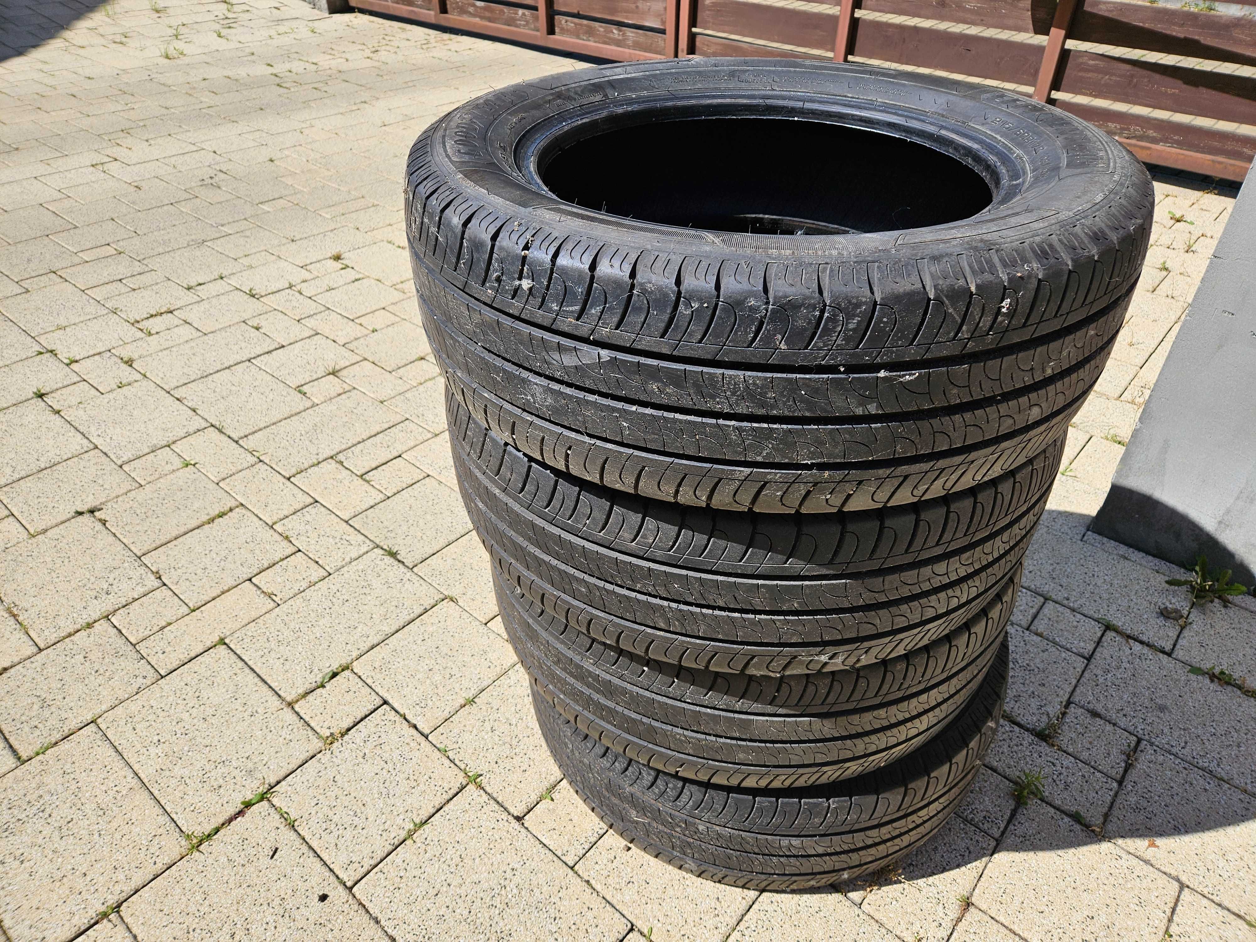Opony  4 szt Goodyear 215/60 R17 C EfficientGrip Cargo