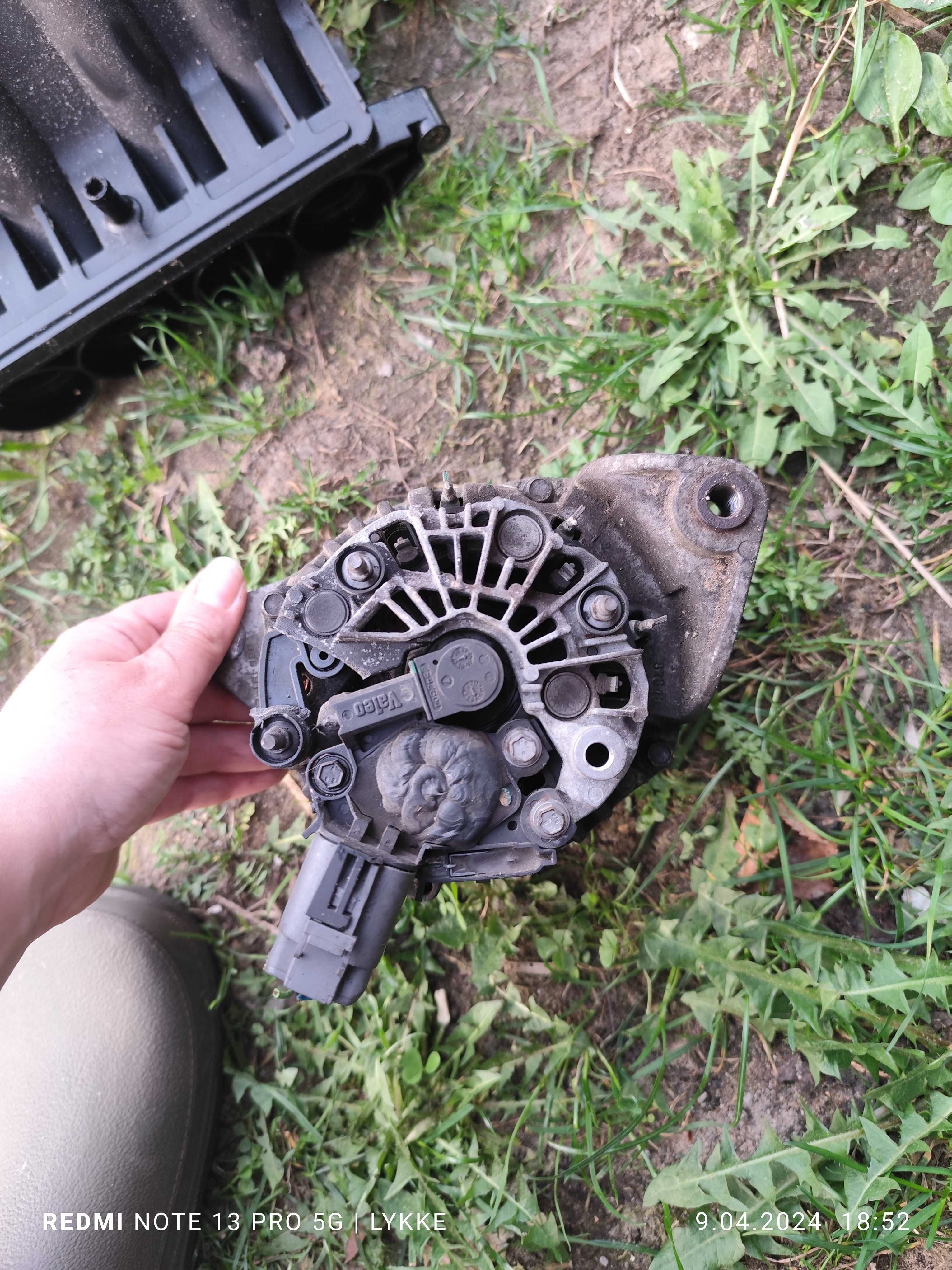 Nissan Micra K12 alternator 1,2i automat