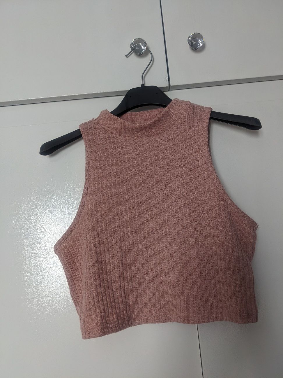 Crop top bluzka krótka bez rękawów prążkowana prążki