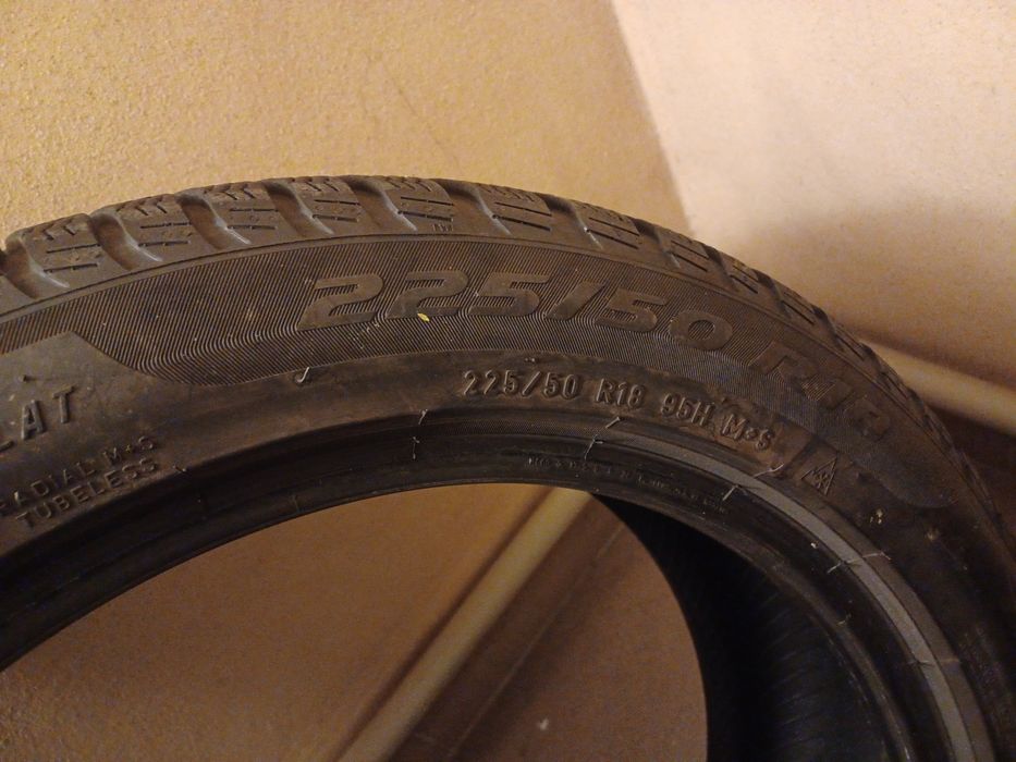 Opony zimowe 225/50/r18 pirelli sottozero 3 run flat