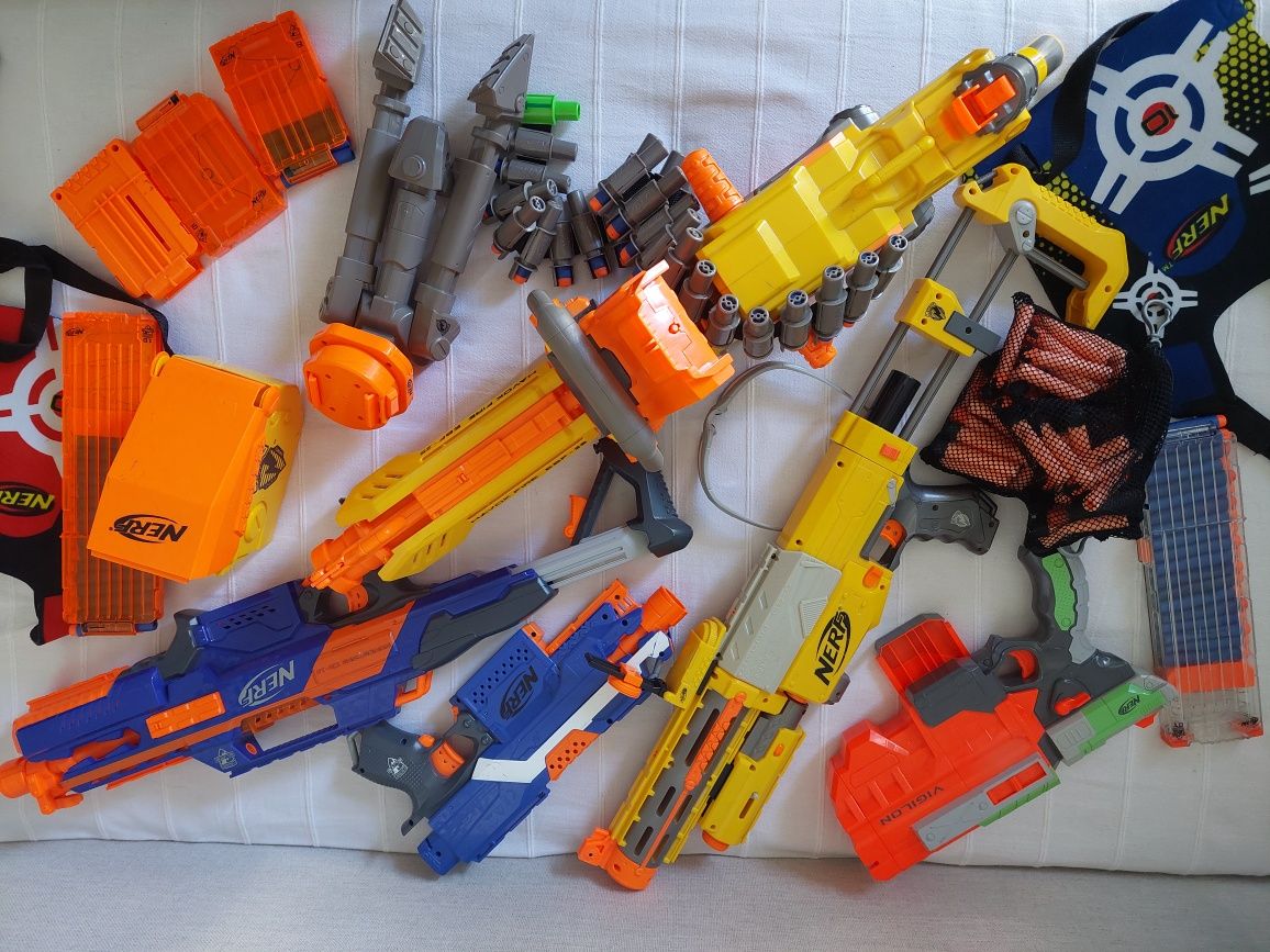 Wielki zestaw Nerf + modele niedostępne w Polsce