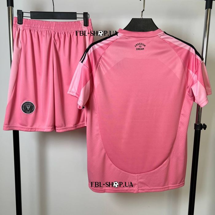 Футбольна форма Інтер Маямі рожева сезону 2025-26