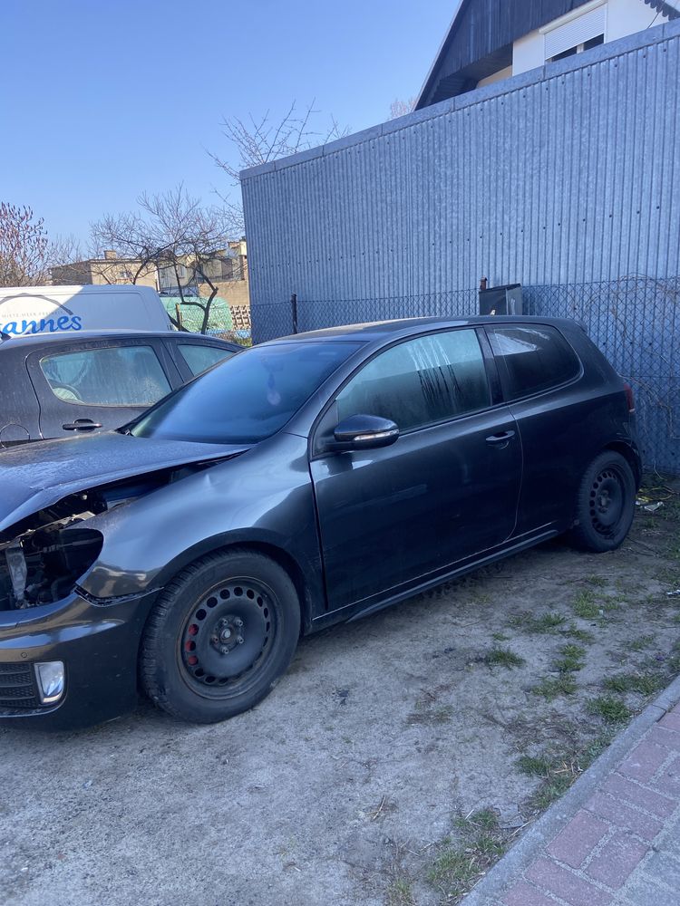 Volkswagen Golf GTI DSG 2.0 TSI