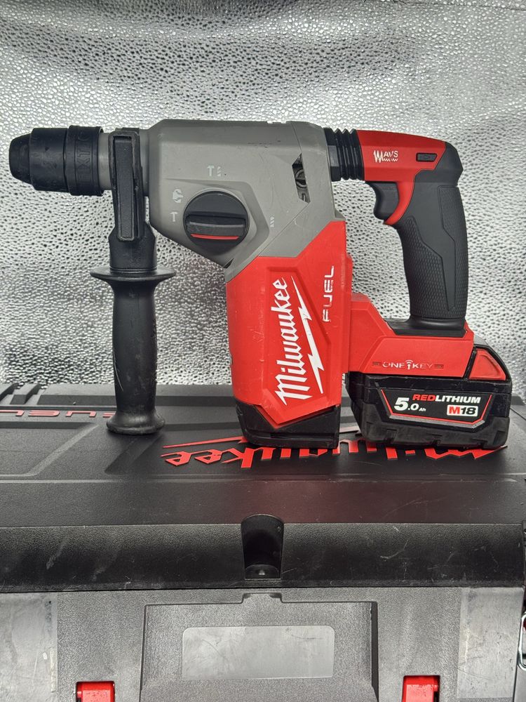 Перфоратор акумуляторний Milwaukee M18 ONEFHX
