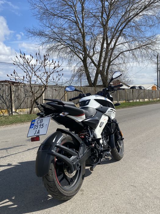 Продам мотоцикл Bajaj pulsar ns200(СРОЧНО)